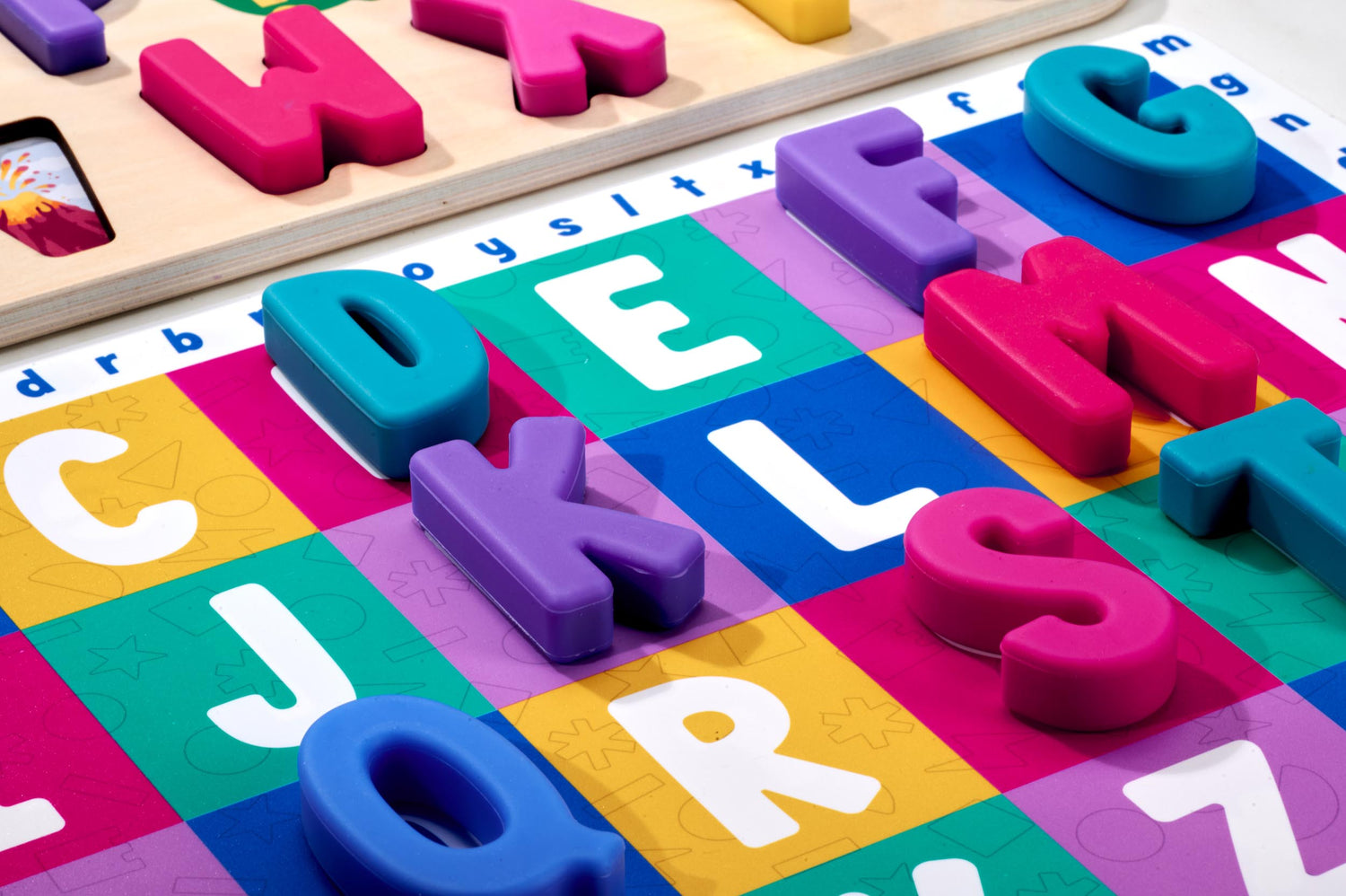 Play, Build & Discover™
